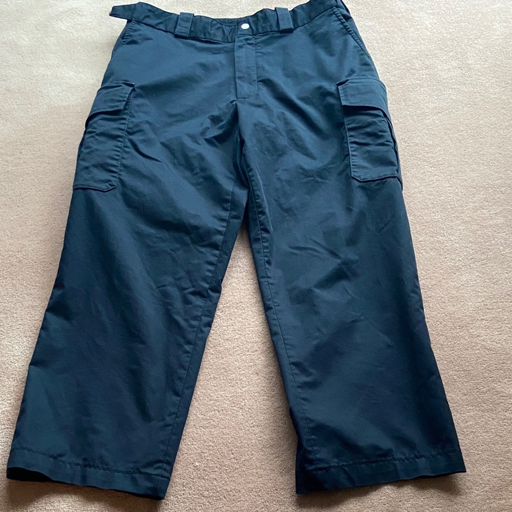 Blauer Dark Blue Cargo Pants for Men